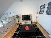 Wohn- / Schlafzimmer - 