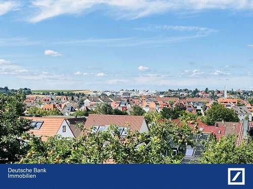 Ausblick - Traumhaus mit Ausbaumöglichkeit, großem GartenWintergartenGarage