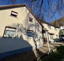 Charmante Doppelhaushälfte in ruhiger Lage mit großem Garten und Terrasse - Geislingen an der Steige