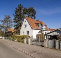 Doppelhaushälfte mit 115qm in Lichterfelde Ost mit 3,5 Zimmer, ausgebautem Dachgeschoss und Wohnkeller - Berlin