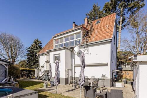 Innenansicht vom Garten - 2 Zimmer Doppelhaushälfte in Berlin