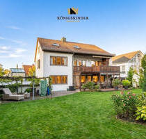 3-Fam. Haus mit großem Garten, 3 Garagen & weiterem Potenzial in schöner ruhiger zentraler Lage - Böblingen