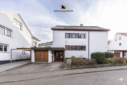 Eingangsbereich - 1 Zimmer Mehrfamilienhaus, Wohnhaus in Böblingen