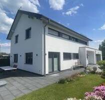 Modernes Wohnen auf höchstem Niveau - Bernsdorf Großgrabe