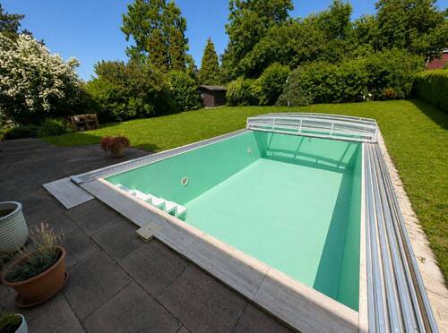 Schwimmbad - 