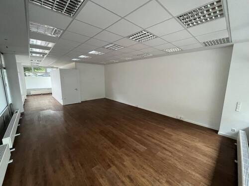 Verkaufsraum - Gewerbeobjekt (Büro, Produktion, Verkauf) in Neuss