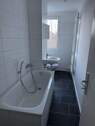 Badezimmer - Etagenwohnung mit 48,40 m² in Brandenburg an der Havel zur Miete