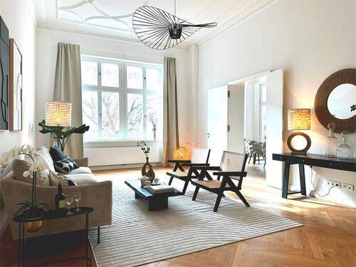 Wohnraumperspektive - 5 Zimmer Etagenwohnung in Berlin