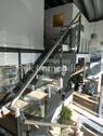 Treppe zur Galerie - 