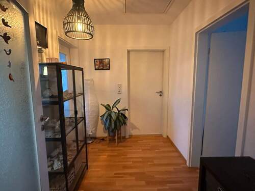 Flurbereich - Etagenwohnung mit 98,00 m&sup2; in Rastede zum Kaufen