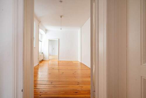 Blick ins Berliner Zimmer - Etagenwohnung mit 120,00 m&sup2; in Berlin zum Kaufen