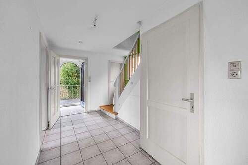 EG Eingangstüre_Diele - 