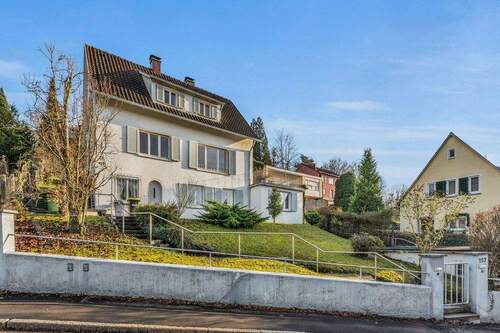 Blick von d. Strasse - 7 Zimmer Einfamilienhaus in Ravensburg