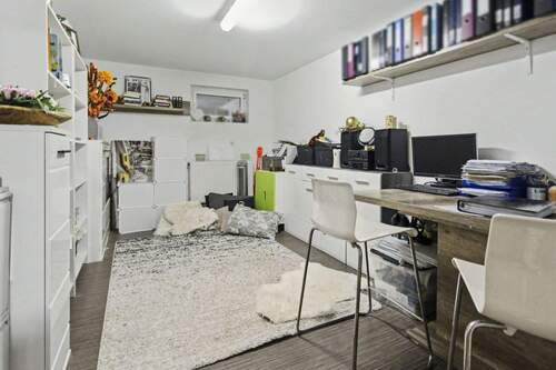 14 Bu?ro im Keller - 