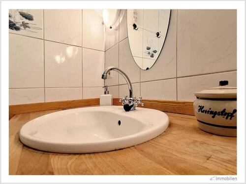 147-2025 Waschtisch.jpg - 
