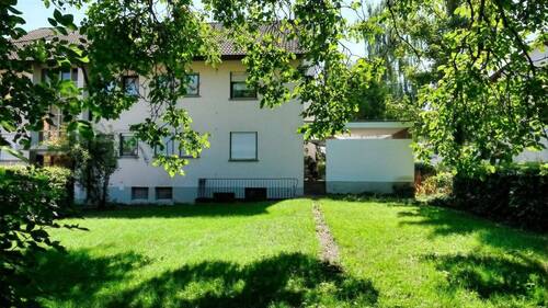 Garten - 1 Zimmer Mehrfamilienhaus, Wohnhaus zum Kaufen in Gottmadingen