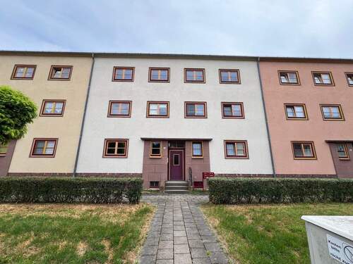 Ansicht Haus - 2 Zimmer Etagenwohnung zur Miete in Chemnitz