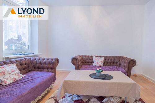 Wohnzimmer 2 - 2 Zimmer Etagenwohnung zum Kaufen in Duisburg / Hochfeld
