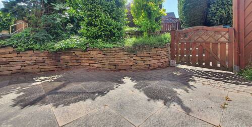 Pflegeleichte Terrasse. - 