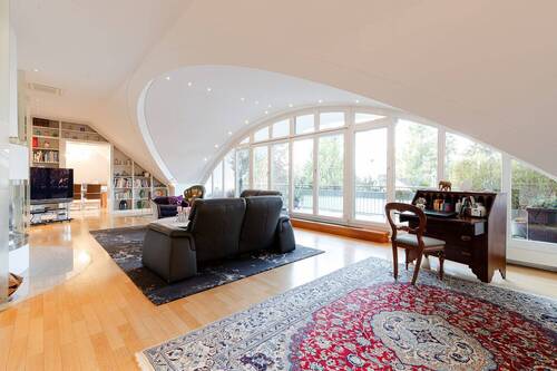 Wohnbereich - 6 Zimmer Etagenwohnung zum Kaufen in Frankfurt am Main