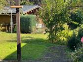 Blick Richtung Gartenhaus - 