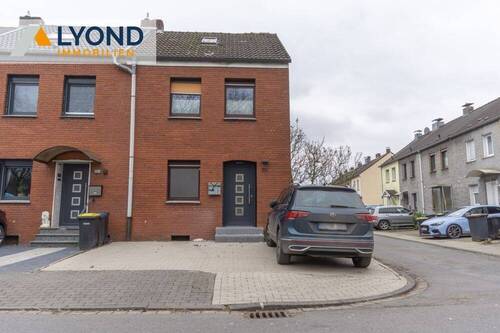 Außenansicht - Charmantes Reiheneckhaus mit großem separaten Garten und vielseitigen Nutzungsmöglichkeiten!