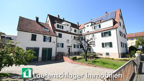 3 Häuser, 10 Einheiten - Top Investment vor den Toren Nürnbergs! Wohnensemble mit 10 Einheiten in Stein