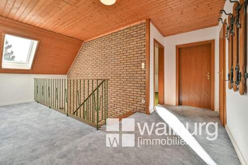 46c Flur mit Zugang zu den Zimmern - 