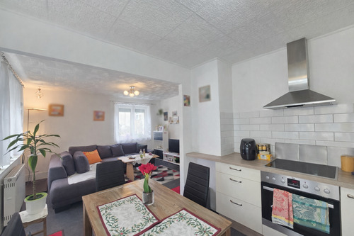 Wohn- Esszimmer und Küche - 2 Zimmer Etagenwohnung zum Kaufen in Villingen-Schwenningen
