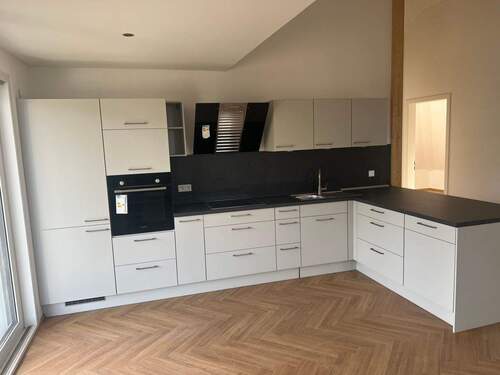Einbauküche - 4 Zimmer Etagenwohnung zur Miete in Bad Saulgau