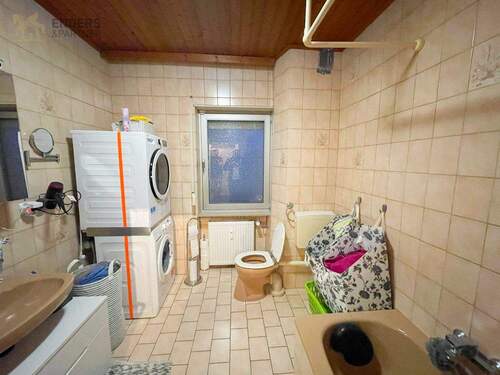 Badezimmer - Etagenwohnung mit 63,00 m² in Hermeskeil zur Miete