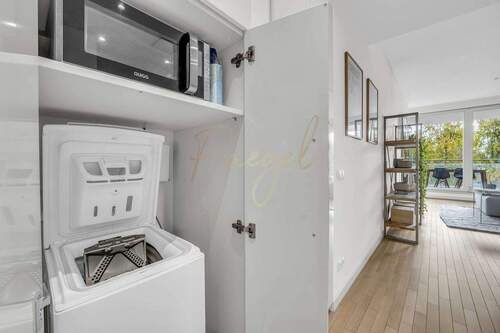 Einbauschrank mit WM-Anschluß - 