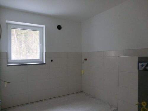 Badezimmer Platz f. Waschm. + Trockner - Etagenwohnung mit 95,60 m&sup2; in Bad Bocklet zur Miete