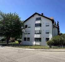 Charmante 2,5 Zimmer Wohnung in begehrter Wohnlage inkl. Küche, Balkon und TG-Stellplatz - Villingen-Schwenningen