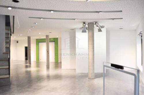 Erdgeschoss - Gewerbeobjekt (Büro, Produktion, Verkauf) in Wismar