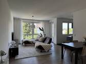 Wohn-Koch-Essbereich - Helle 3-Zimmer-Wohnung mit Balkon, Bad en suite & Gäste-Duschbad