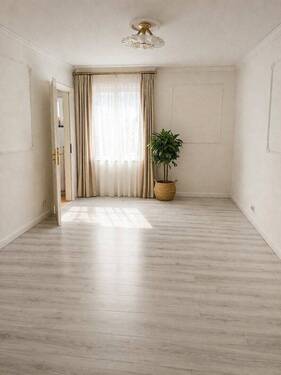 Schlafzimmer - Helle 3-4 ZKB im Ortskern von Dauernheim mit Kamin