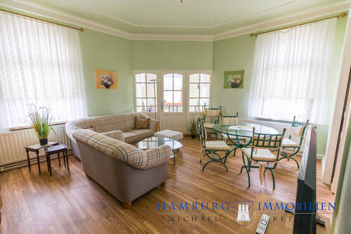 Grosse Wohnung im Erdgeschoss Wohn-Essbereich - 1 Zimmer Mehrfamilienhaus, Wohnhaus in Dahme