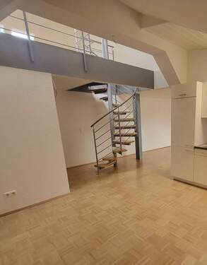 zur Galerie - 