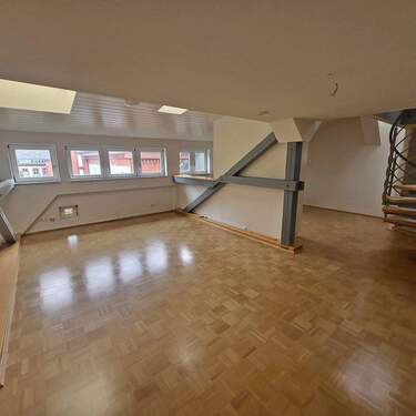 Wohnbereich - Etagenwohnung mit 98,50 m² in Schwerin zur Miete