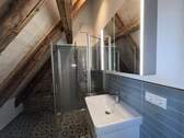 Bad mit Dusche - Etagenwohnung mit 78,40 m² in Mengen zur Miete