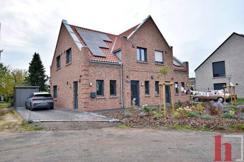 Hausansicht - Exklusive Doppelhaushälfte in ruhiger Lage von Drebber *KfW 40+ Standard*