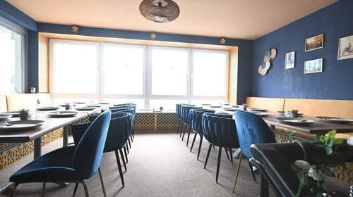 Platz für Ihre Gäste - Gewerbeobjekt (Büro, Produktion, Verkauf) in Neumarkt in der Oberpfalz zur Miete