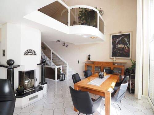 Wohn- und Esszimmer - 