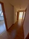 Flur (1).jpg - 3 Zimmer Etagenwohnung zum Kaufen in Weißenfels