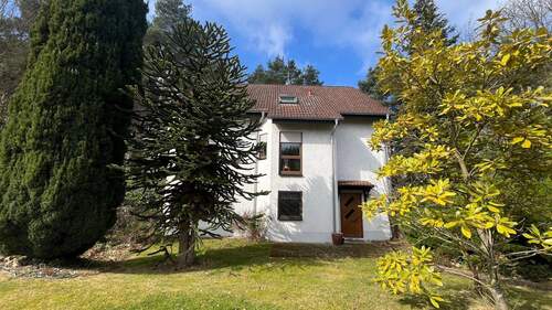 20260320_100915116_iOS.jpg - 7 Zimmer Mehrfamilienhaus, Wohnhaus in Siehdichum