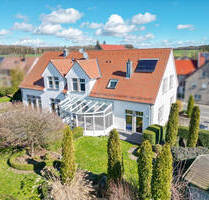 Nur vom Feinsten: Herrschaftliches Anwesen mit Nebengebäude und toll angelegtem Garten! - Creglingen Wolfsbuch