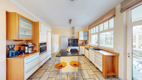 Küche - 7 Zimmer Mehrfamilienhaus, Wohnhaus in Creglingen