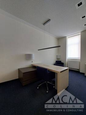 Nebenraum - 3 Zimmer Gewerbeobjekt (Büro, Produktion, Verkauf) in Frankfurt am Main