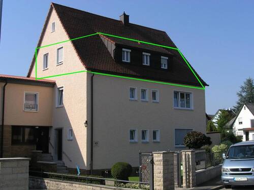 Ansicht - Kleine 3-Zimmer-Dachgeschoss-Wohnung ohne Balkon -geeignet für 1-2 Personen-